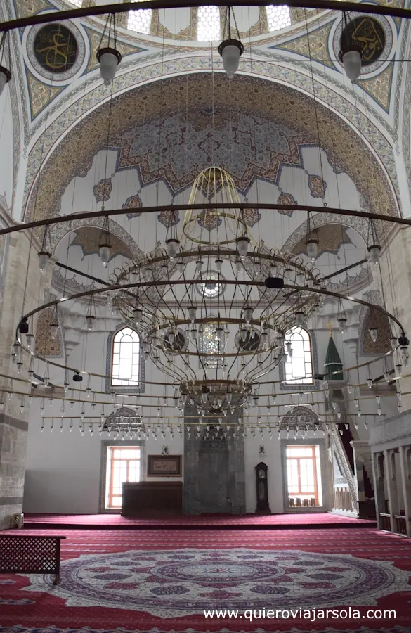 Interior de la mezquita