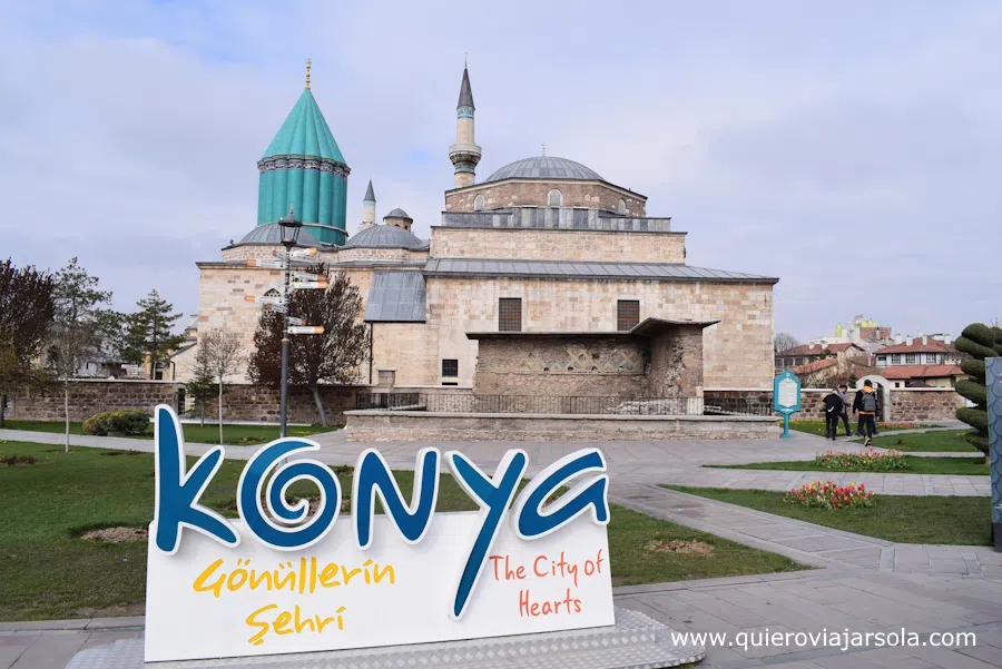 Exterior del Museo Mevlana