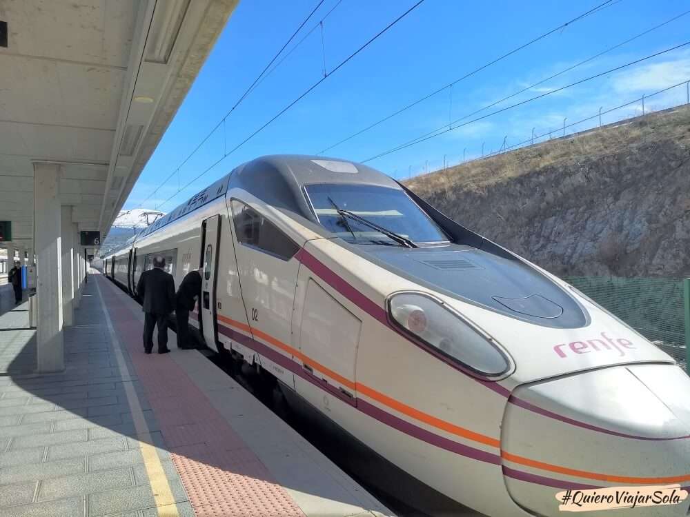 Cómo moverte por España en tren