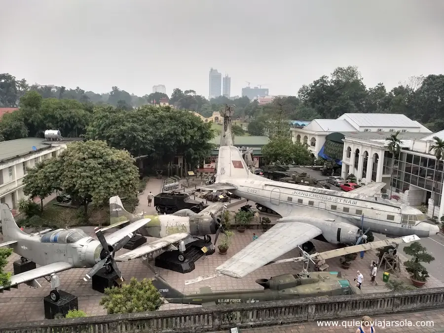 Aviones expuestos en el museo