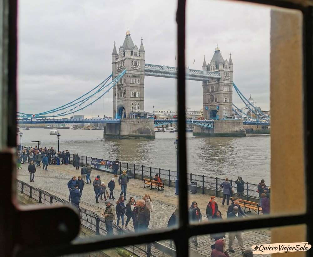 Viajar sola a Londres, Tower Bridge