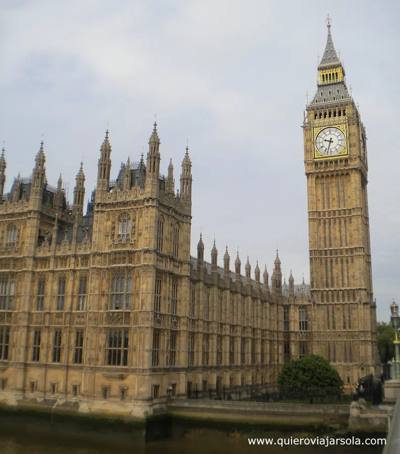 Exterior del Big Ben y las Casas del Parlamento