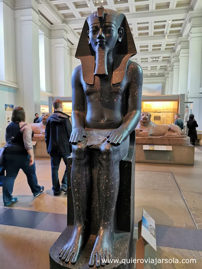 Escultura egipcia en el Museo Británico