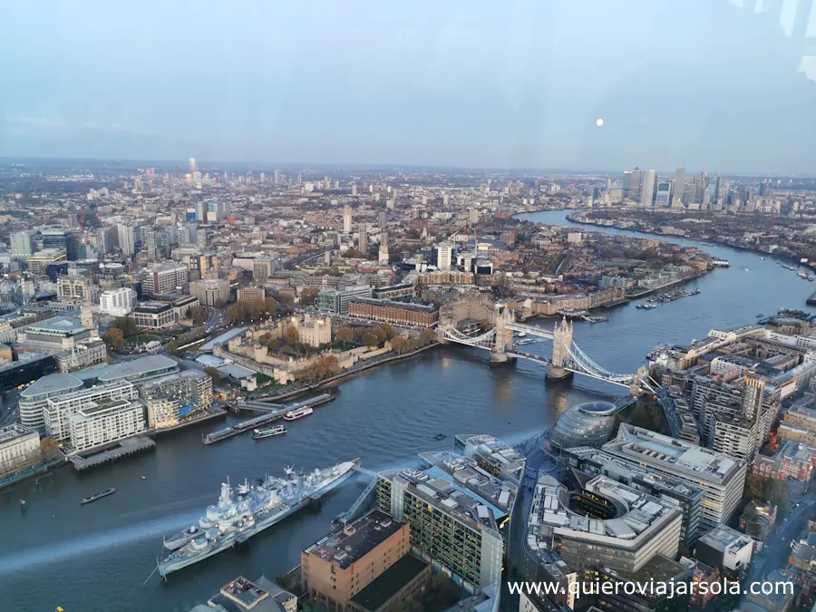 Vista de la zona de Tower Bridge desde el mirador
