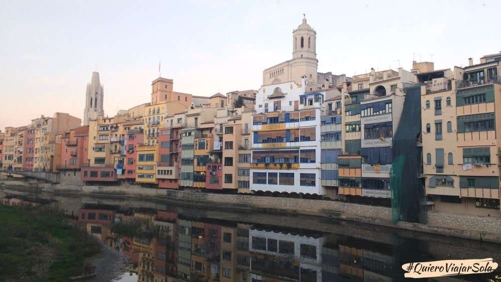 Viajar sola a Girona, río Oñar