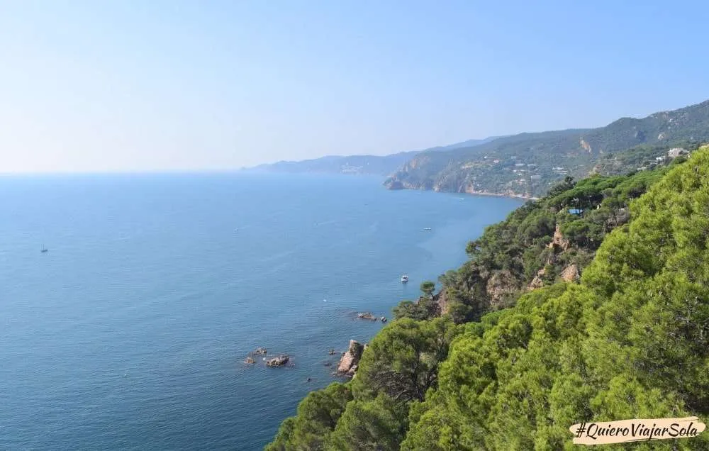 Viajar sola a la Costa Brava, Sant Feliu de Guixols