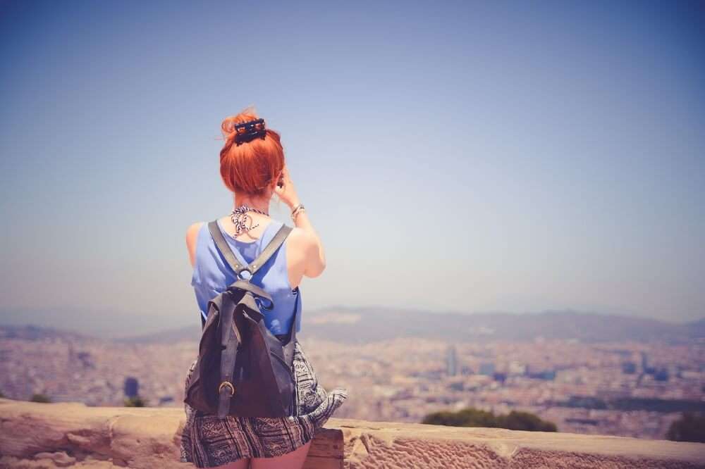 Viajar sola en tu ciudad, pasear