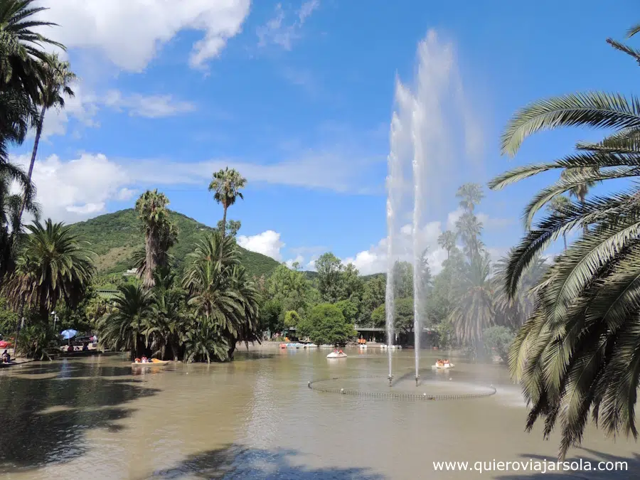 Lago del parque