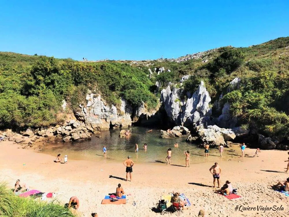 Camino del Norte, playa de Gulpiyuri