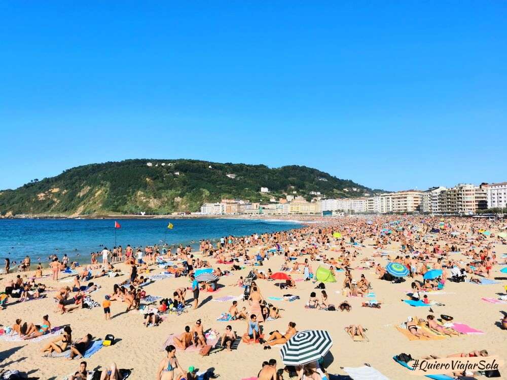 Que hacer en San Sebastián, playa de La Zurriola