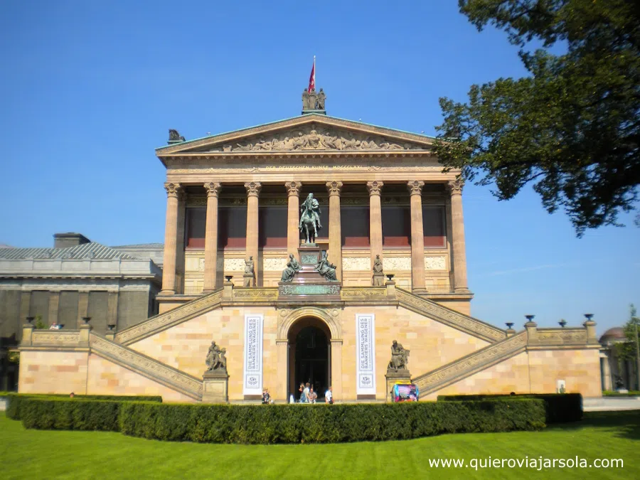 Fachada de la Alte Nationalgalerie
