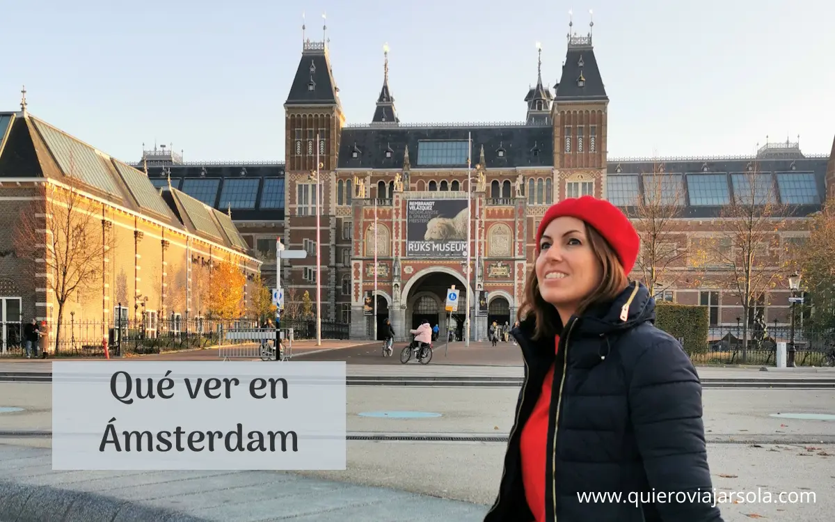 Yo frente al Rijksmuseum