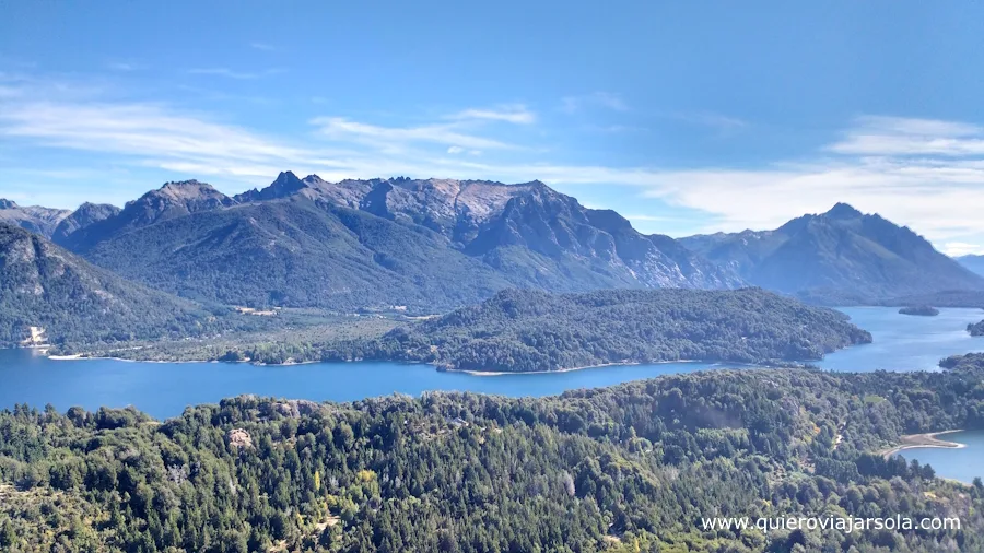 Vistas al lago y las montañas
