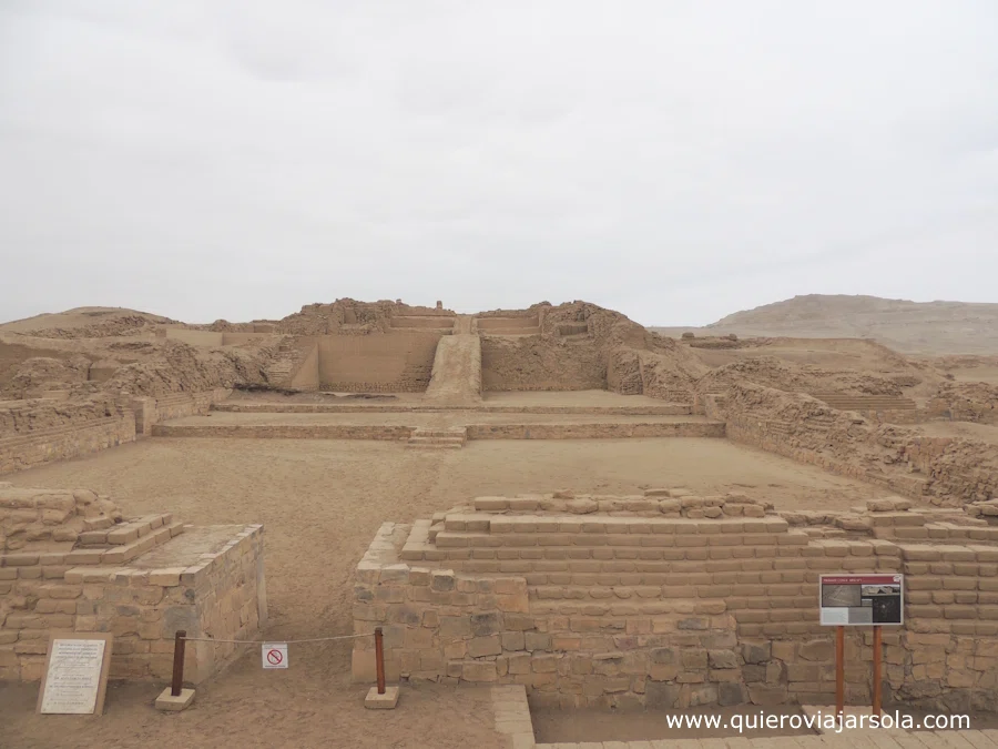 Vista del entorno de la pirámide Nº1