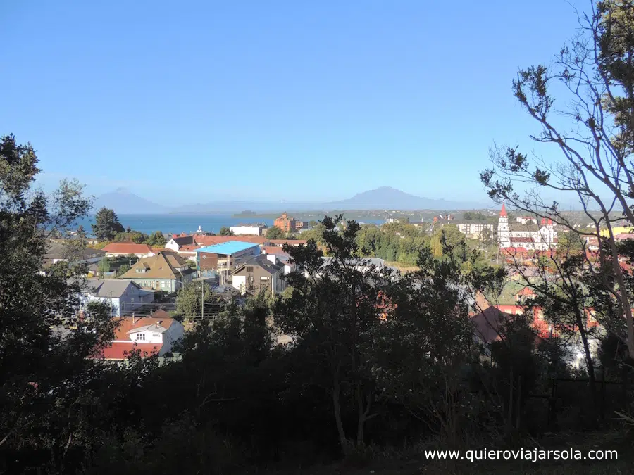 Vistas de Puerto Varas desde el monte