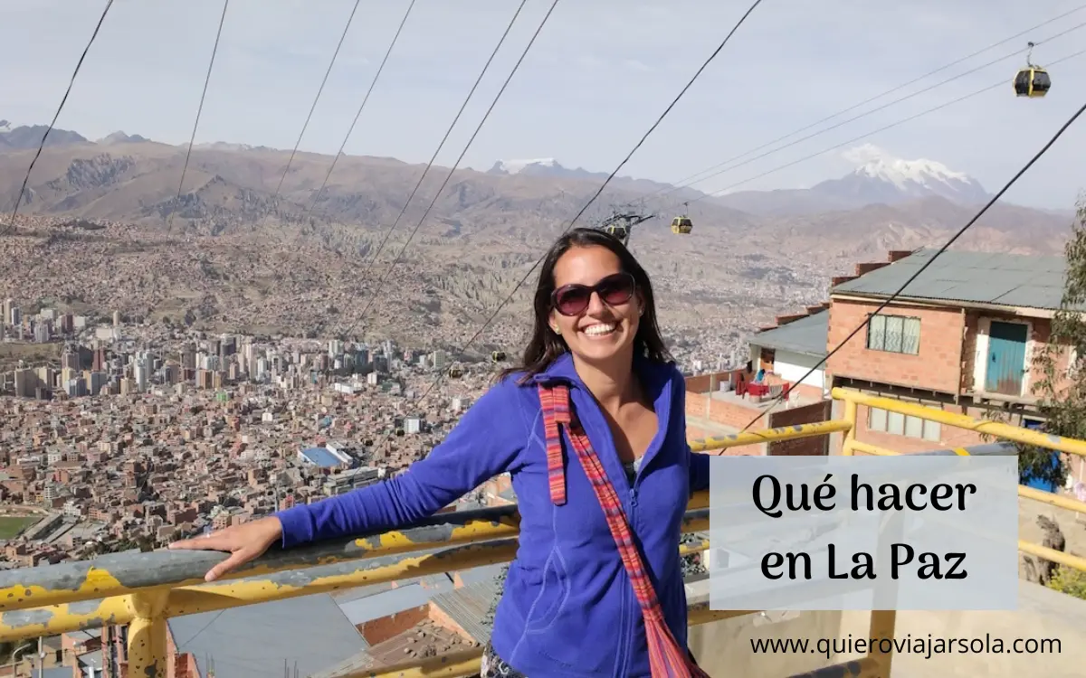 Yo en un mirador de El Alto con La Paz de fondo