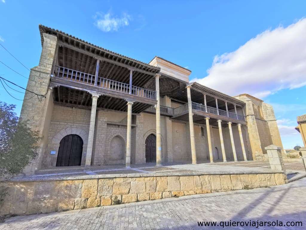 Qué ver en Becerril de Campos, iglesia de Santa María