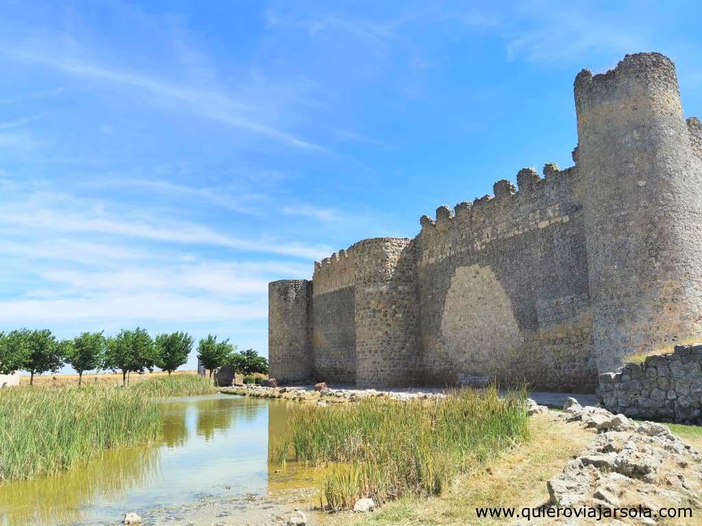 Que ver en Urueña Valladolid, castillo y lago