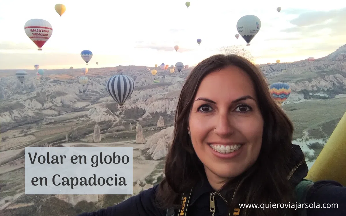 Yo volando en el globo sobre la Capadocia