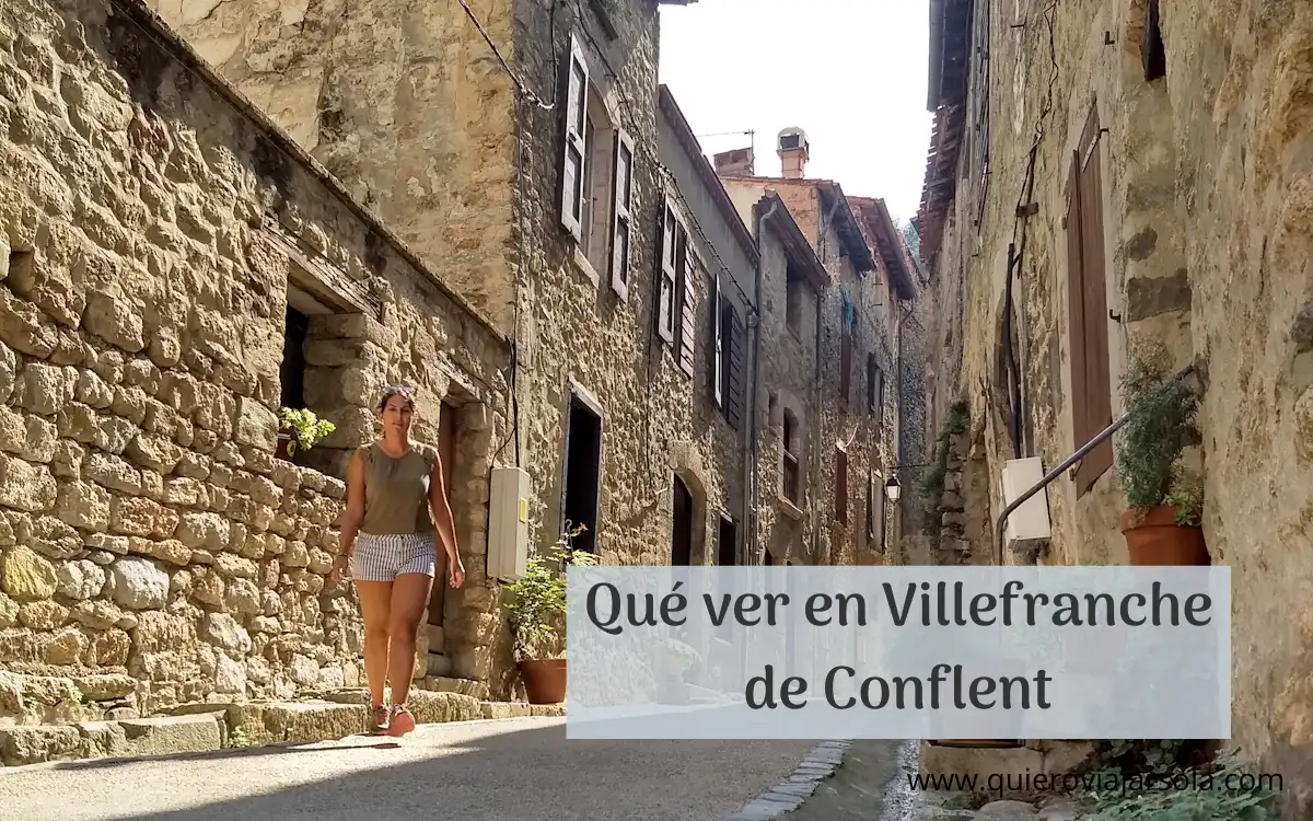 Yo paseando por las calles de Villefranche de Conflent