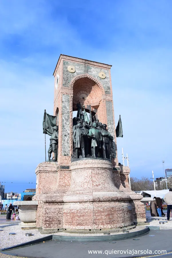 El monumento de la república