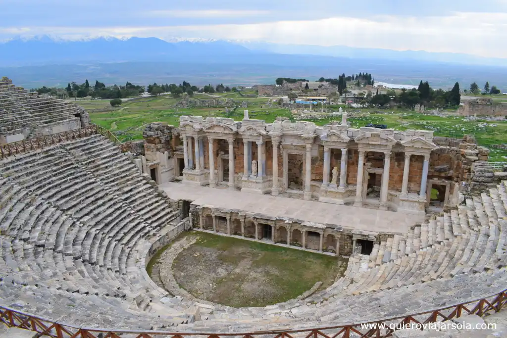 Qué ver en Pamukkale, teatro de Hierapolis