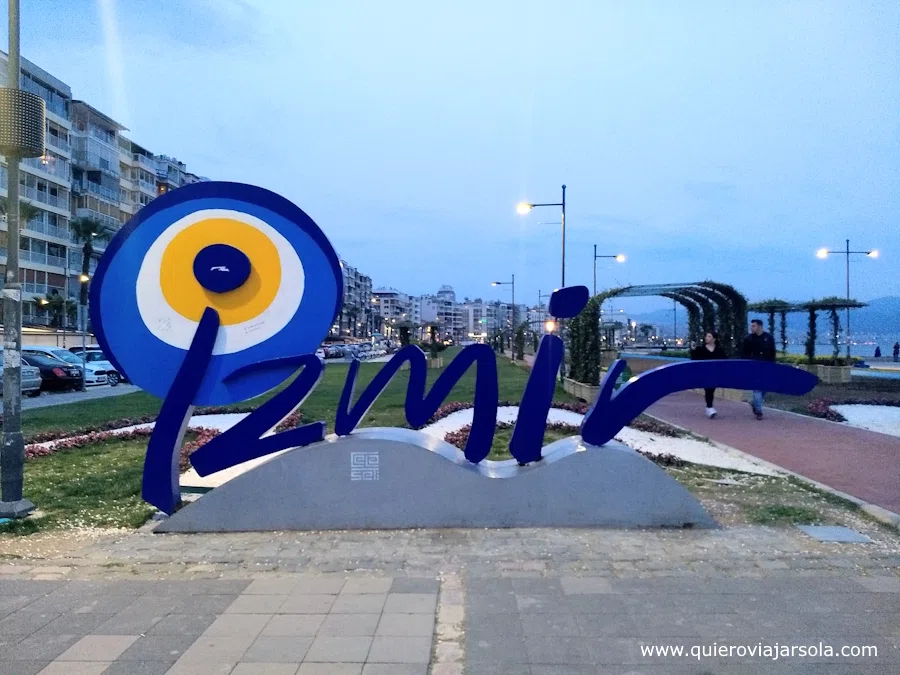 Las letras de Izmir