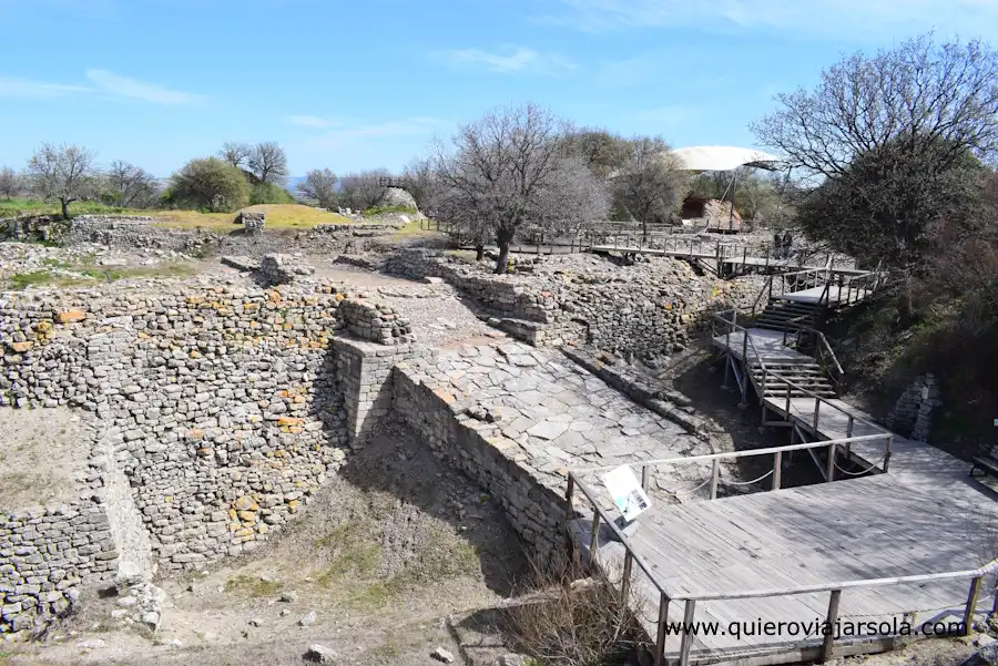 Rampa de acceso de la ciudad de Troya