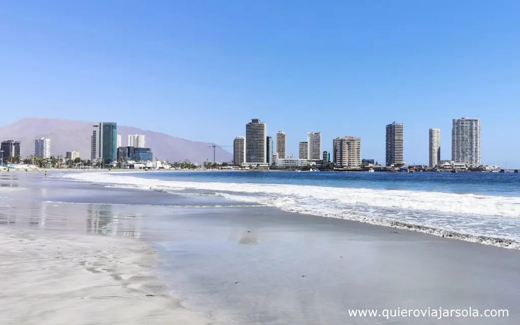 Qué hacer en Iquique, playa Cavancha