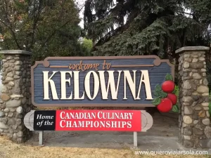 Cartel de bienvenida a Kelowna