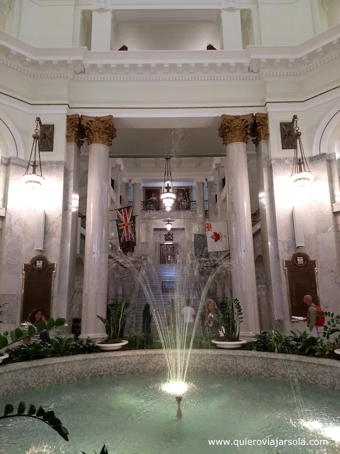 Hall en el interior del edificio