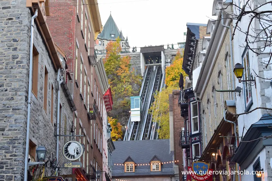 Vista del funicular desde el Petit Champlain