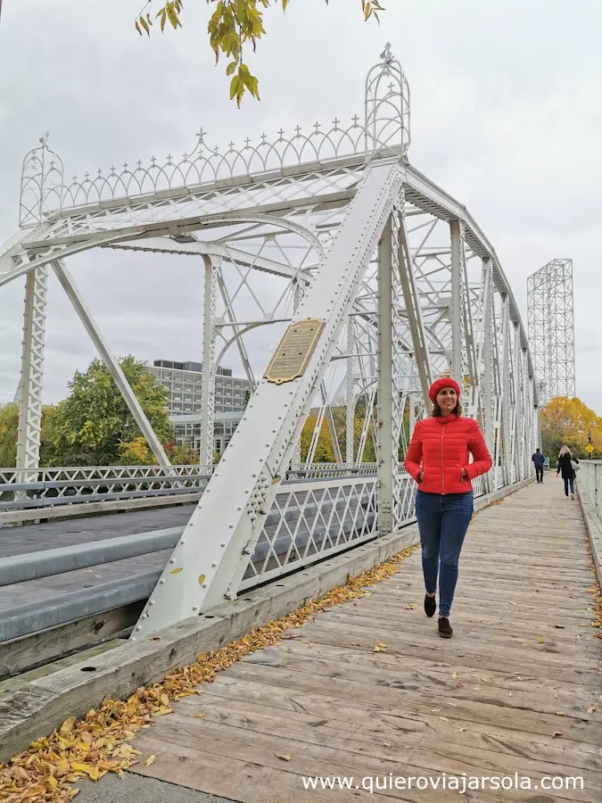 Yo en uno de los puentes