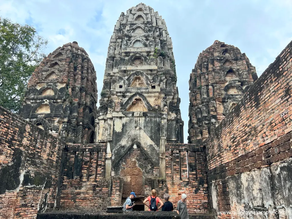 Que ver en Sukhothai, Wat Si Sawat