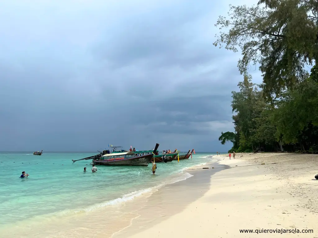 Islas Phi Phi cómo llegar, Koh Poda