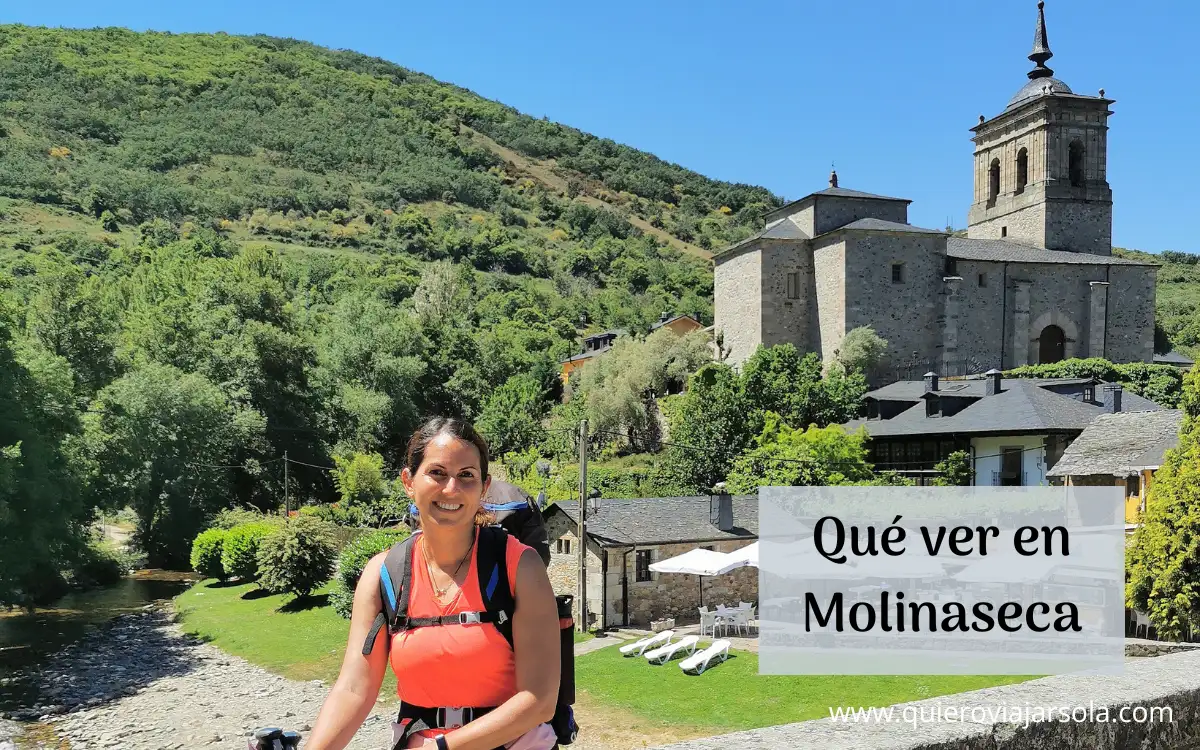 Yo en el puente de Molinaseca con la iglesia de fondo