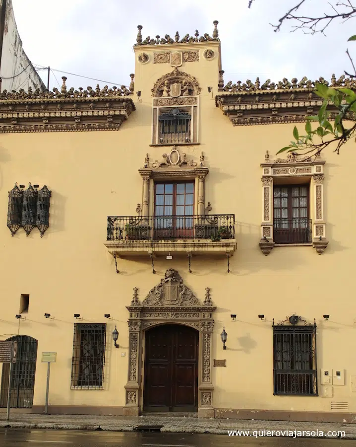 Fachada de la Casa Frías Helguera
