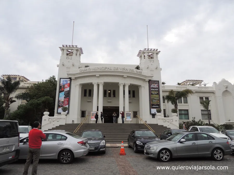 Fachada del Casino de Viña del Mar