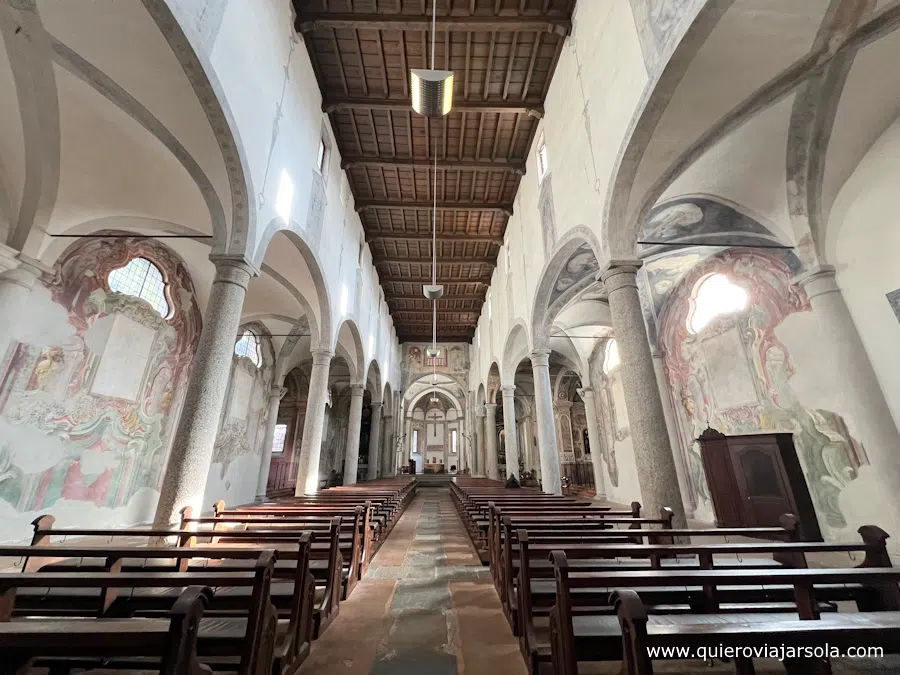 Interior de la iglesia