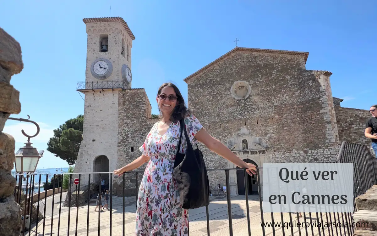 Yo frente a la iglesia de Notre Dame en Cannes