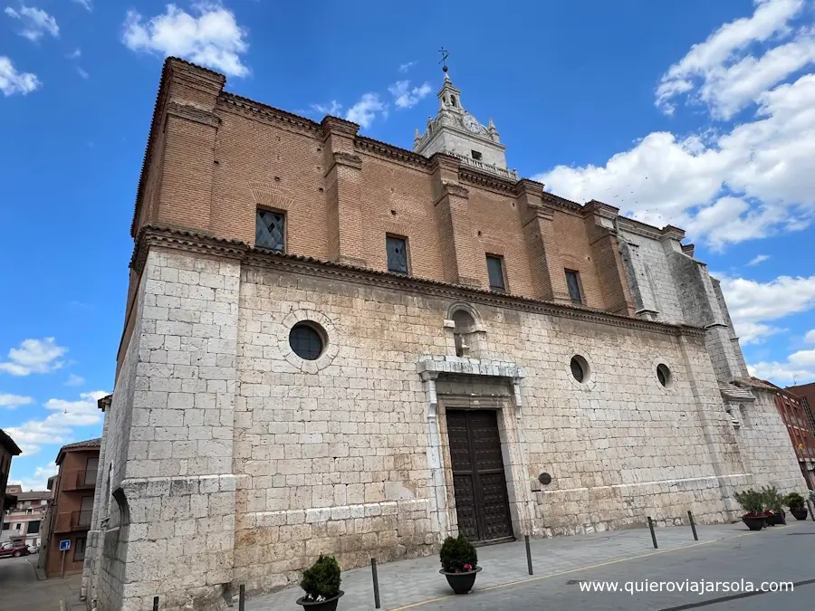 Exterior de la iglesia