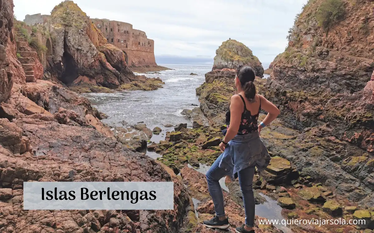 Yo admirando el fuerte de Berlenga Grande