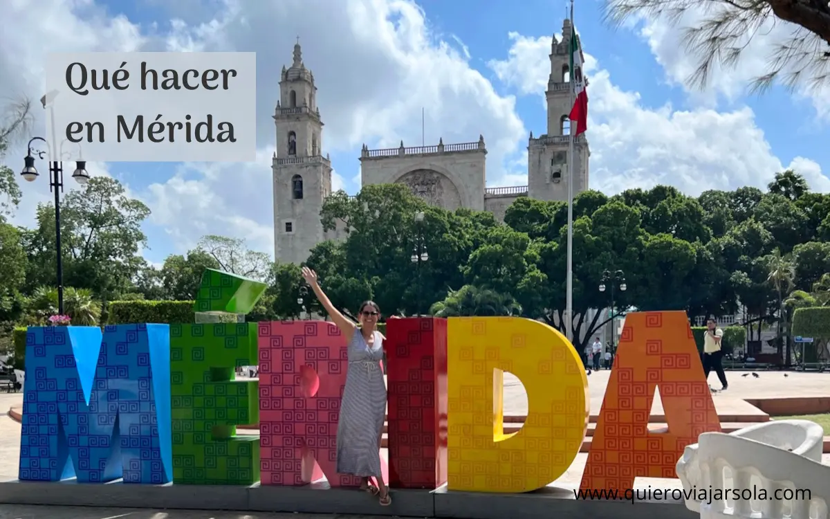 Yo en las letras de Mérida de la plaza Grande
