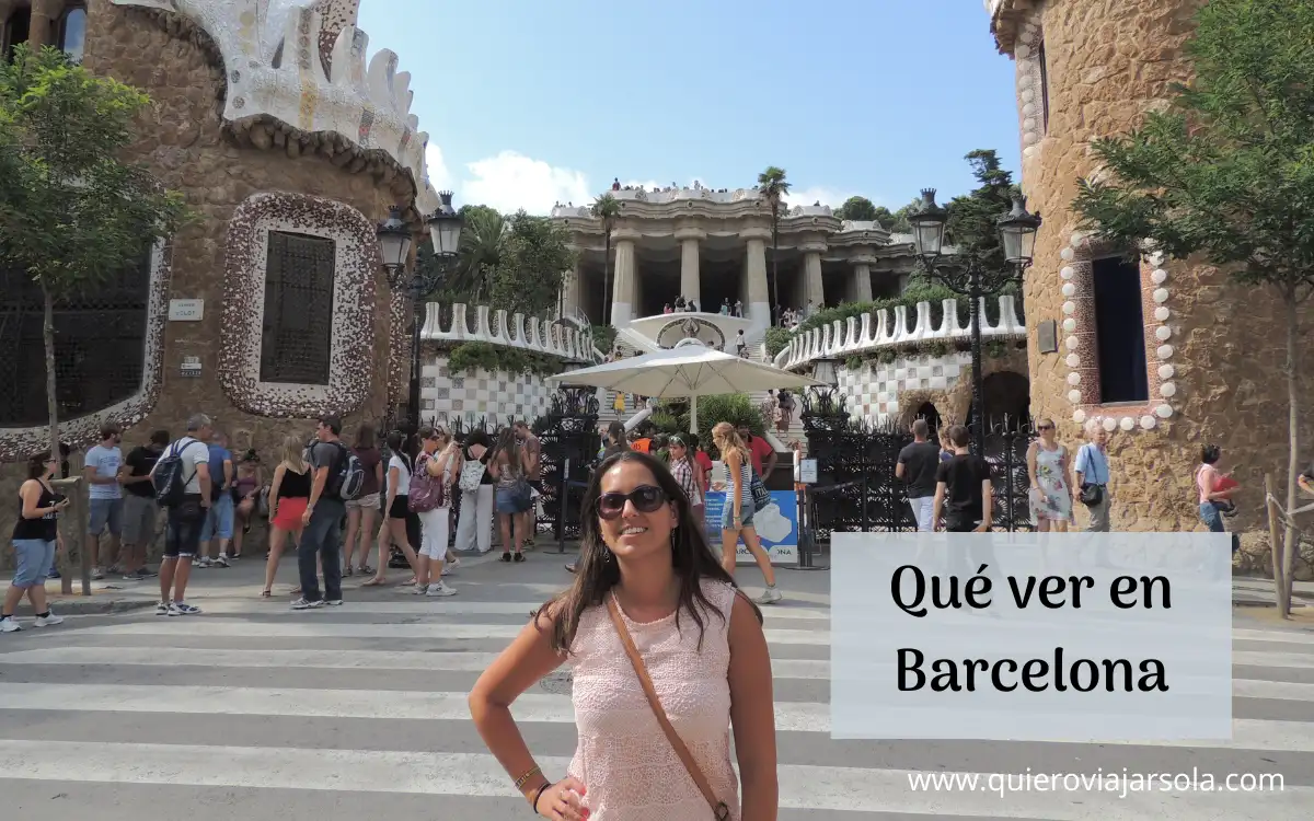Yo frente al Parc Güell de Barcelona