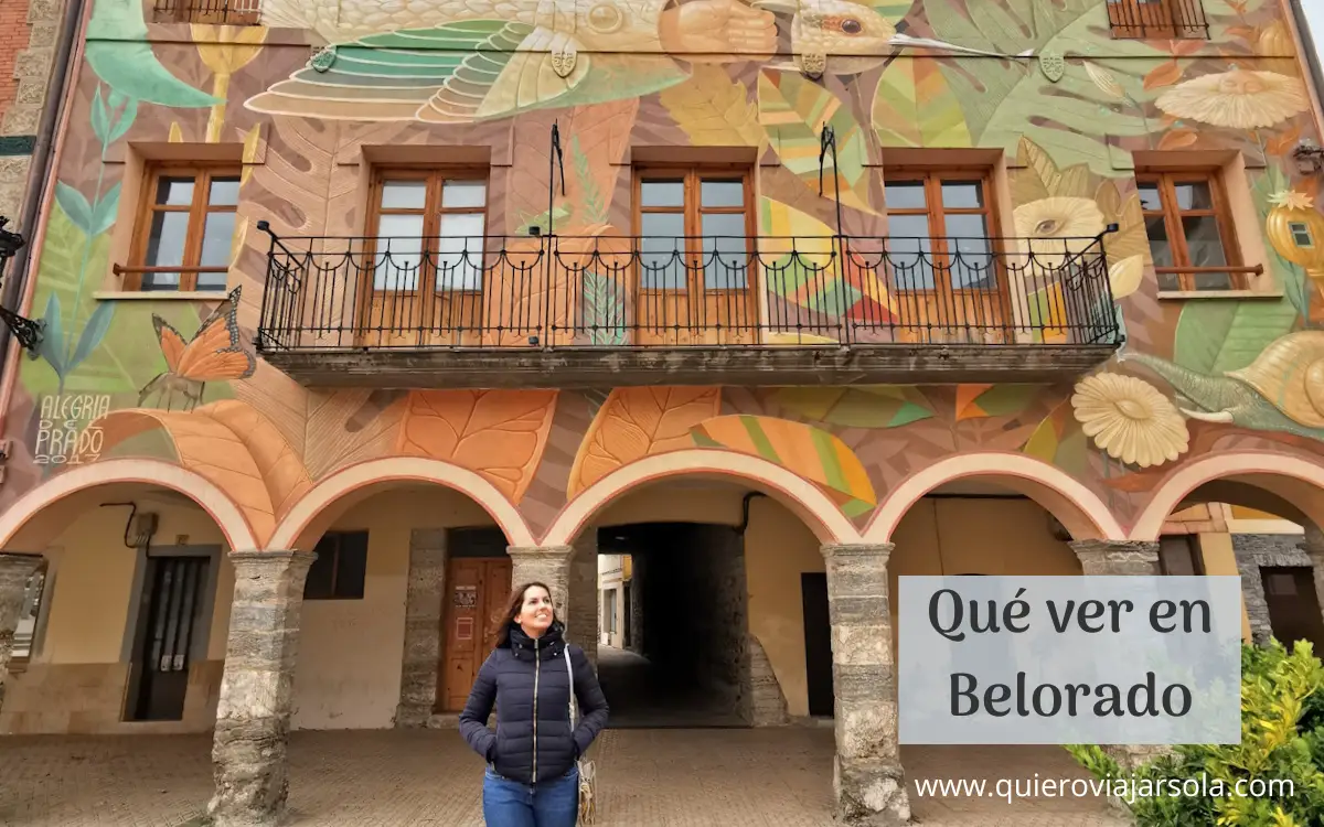 Yo en la plaza Mayor de Belorado