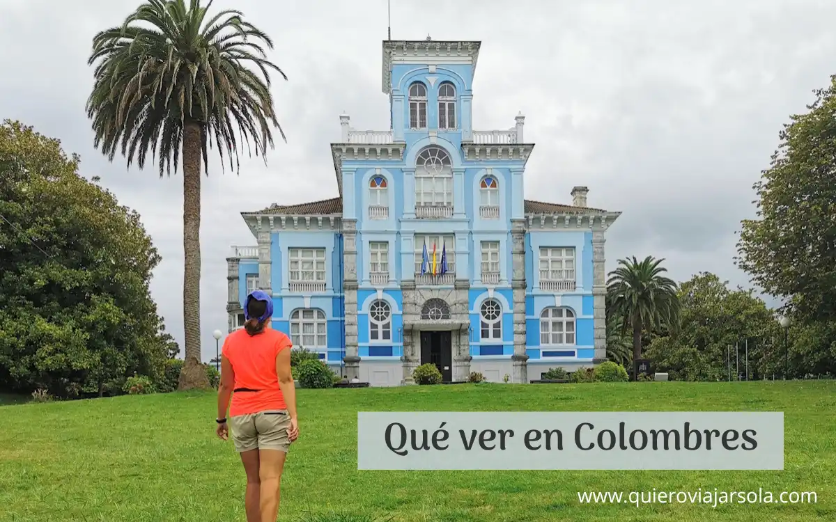 Yo frente al Museo de la Emigración en Colombres