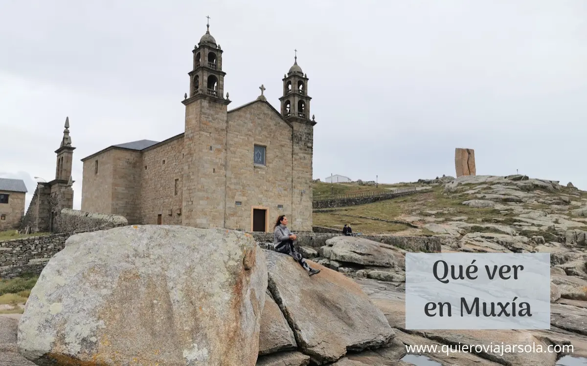 Yo en en Santuario de la Virgen de la Barca de Muxía