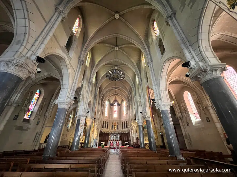 Interior de la iglesia