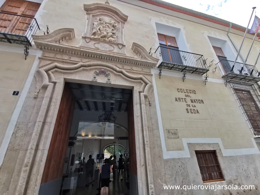 Fachada del museo