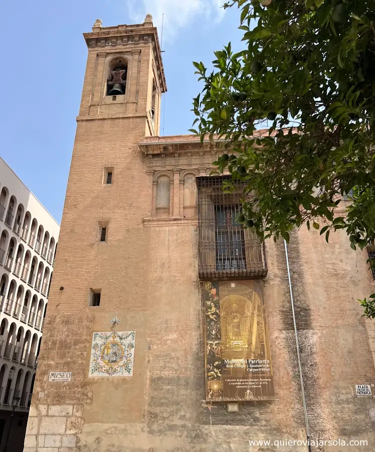 Fachada del museo